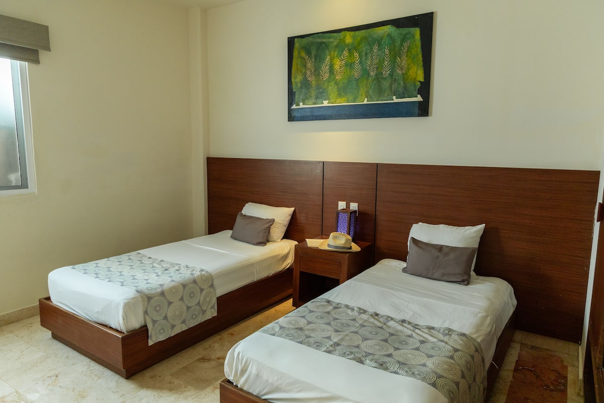 Comfort Double Room | Individually furnished, free WiFi, bed sheets