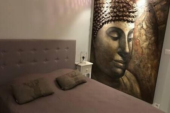 1 bedroom, iron/ironing board, WiFi, bed sheets