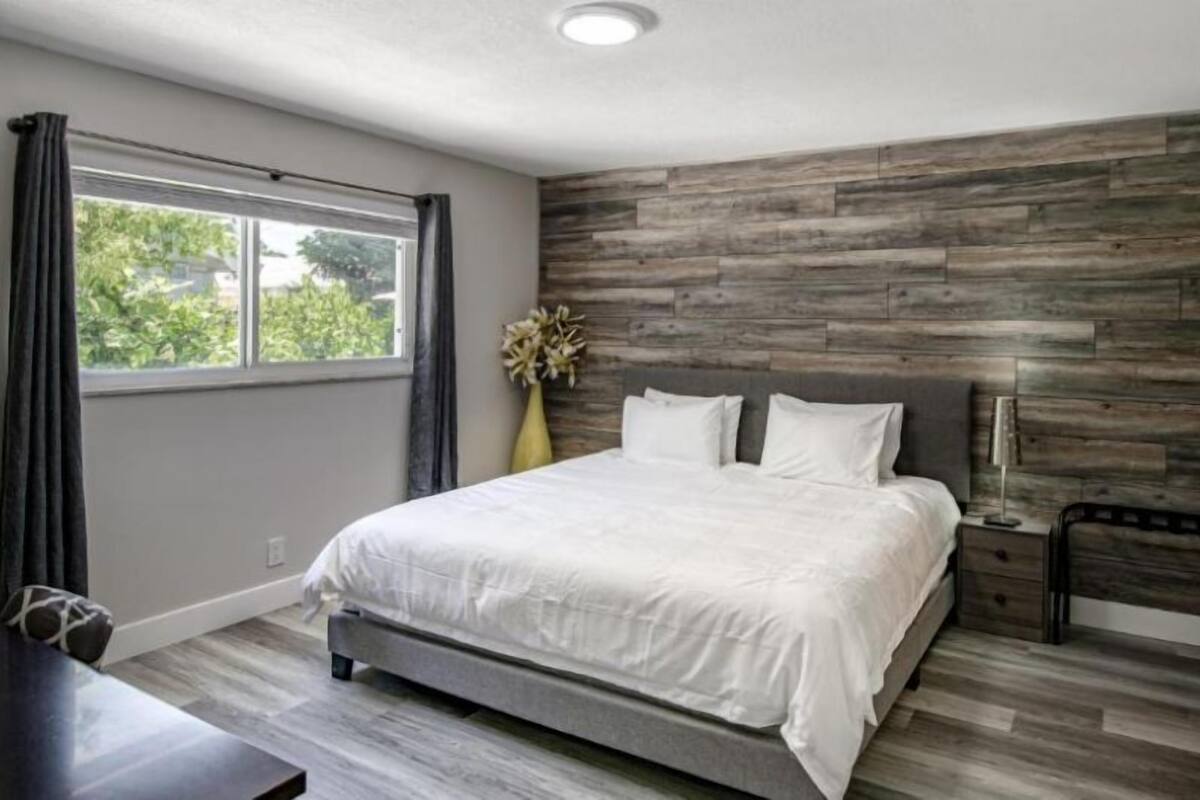 Blackout drapes, iron/ironing board, WiFi (free), bed sheets