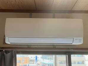 1 bedroom, desk, free WiFi, bed sheets