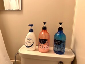 Hair dryer, towels, soap, shampoo - Room only Room 404 Pets allowed Longterm stay / Hiroshima Hiroshima (Hiroshima)