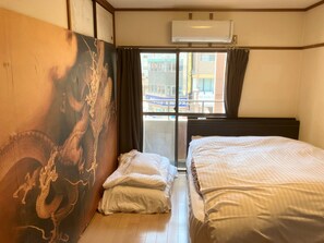 1 bedroom, desk, free WiFi, bed sheets