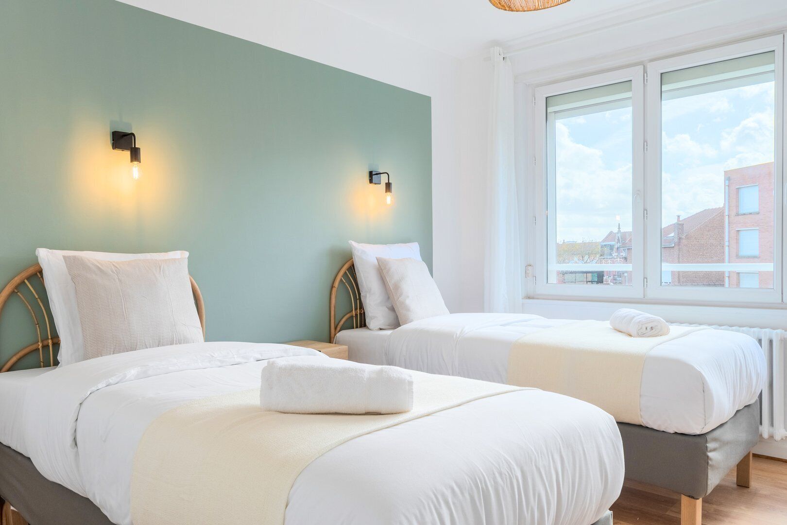 2 Schlafzimmer, Schreibtisch, Bügeleisen/Bügelbrett, Internetzugang