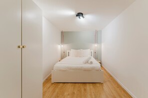 2 bedrooms, iron/ironing board, Internet, bed sheets - Lille Grand Place - Apartment With 2 Bedrooms (Lille)