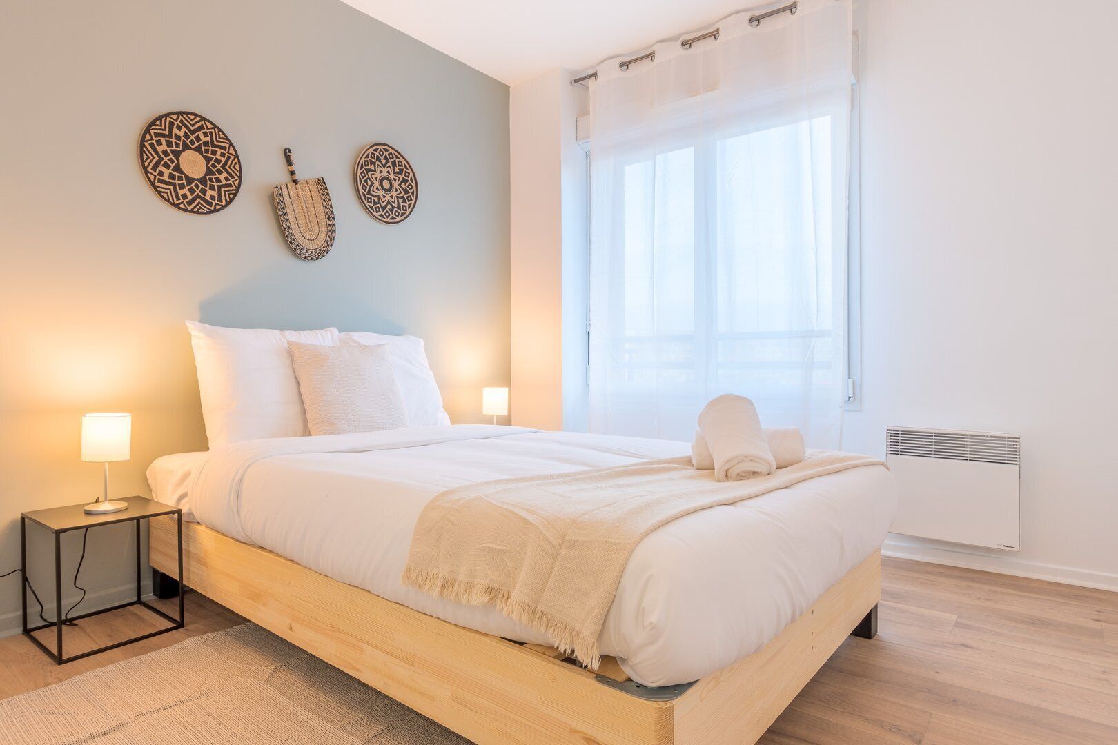 2 chambres, fer et planche à repasser, accès Internet, draps fournis