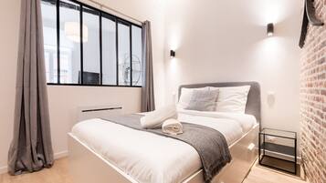 1 Schlafzimmer, Schreibtisch, Bügeleisen/Bügelbrett, Internetzugang