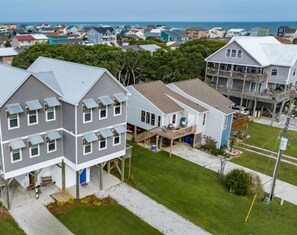 Exterior - Paradise Point | Unobstructed Waterviews (N. Topsail Beach)