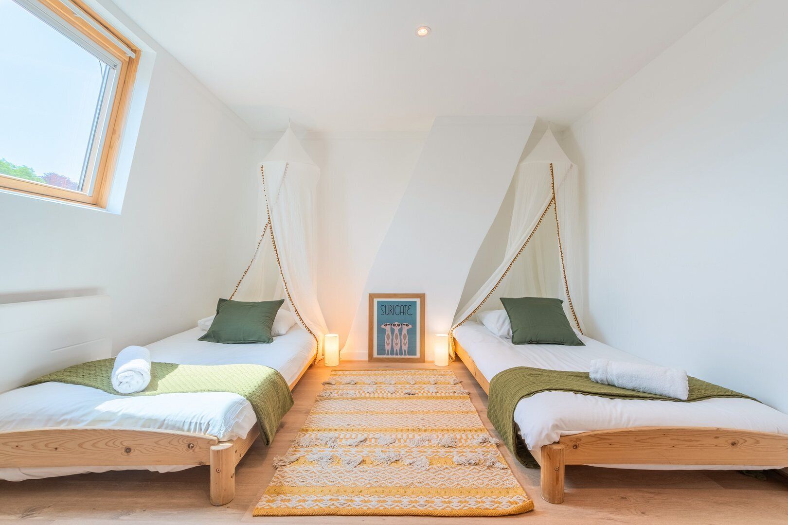 4 Schlafzimmer, Schreibtisch, Bügeleisen/Bügelbrett, Internetzugang