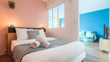 1 bedroom, iron/ironing board, internet, bed sheets