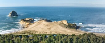 Long Board Loft - Pacific City