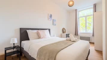 1 chambre, bureau, fer et planche Ă repasser, accĂšs Internet