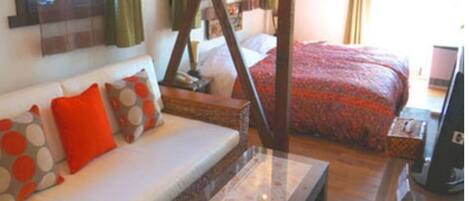 1 makuuhuone, työpöytä, ilmainen Wi-Fi, vuodevaatteet