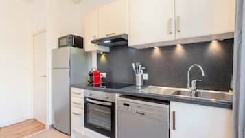 Réfrigérateur, micro-ondes, four, lave-vaisselle