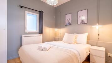1 habitación, escritorio, internet y ropa de cama