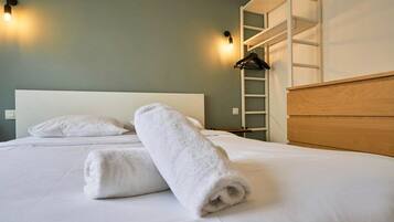 1 chambre, fer et planche Ă repasser, accĂšs Internet, draps fournis