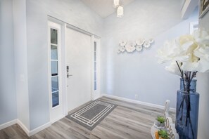 Interior - welcome to safety Harbor house Florida .Close downtown main street, water front  (Safety Harbor)