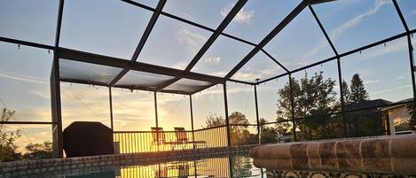 Et oppvarmet basseng