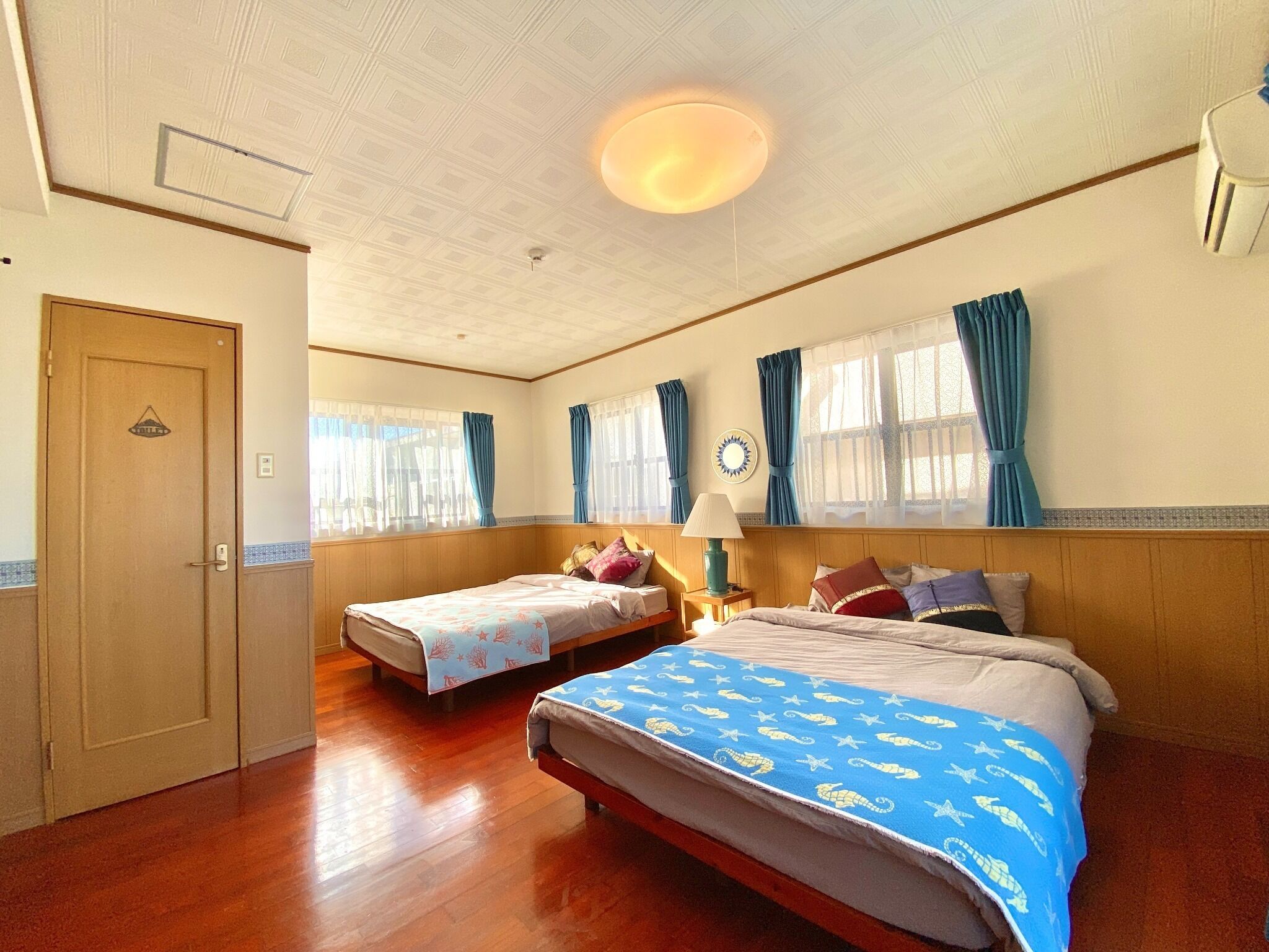 2 bedrooms, desk, iron/ironing board, free WiFi