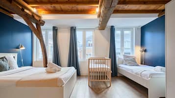 3 chambres, bureau, fer et planche Ă  repasser, accĂšs Internet