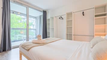 1 chambre, bureau, fer et planche Ă repasser, accĂšs Internet