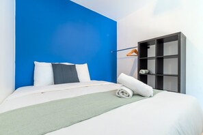 1 bedroom, desk, iron/ironing board, WiFi