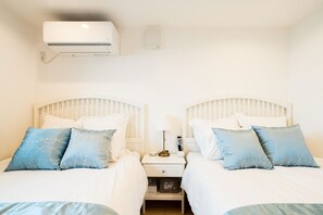 2 chambres, bureau, Wi-Fi gratuit, draps fournis