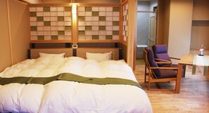 1 bedroom, desk, free WiFi, bed sheets