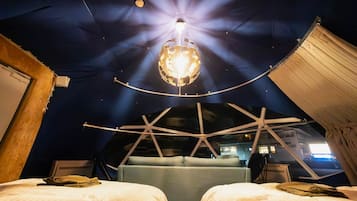 1 bedroom, desk, free WiFi, bed sheets