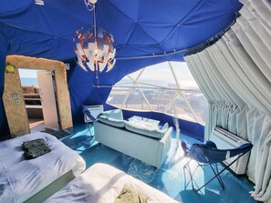 1 dormitorio, escritorio, wifi gratis y ropa de cama