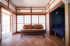 2 Schlafzimmer, Schreibtisch, kostenloses WLAN, Bettwäsche