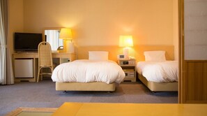 1 chambre, bureau, accès au Wi-Fi (inclus), literie fournie