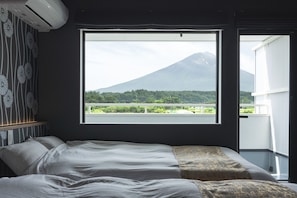 3 bedrooms, desk, free WiFi, bed sheets - Fuji no Sato Alivio Building B / Minamitsurugun Yamanashi (Minamitsurugun)