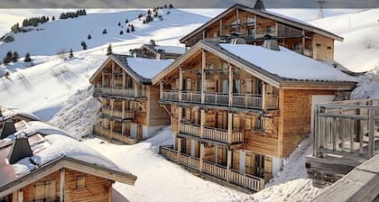 Chalet FLAINE avec 4 chambres et 4 SDB dans une résidence hôteliere 4 étoiles