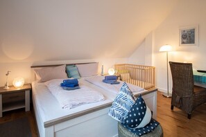 2 Schlafzimmer, Bügeleisen/Bügelbrett, Reisekinderbett, kostenloses WLAN