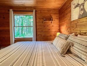 2 bedrooms, travel cot, free WiFi, bed sheets - MOOSE CABIN | 5-Star Maine Experience | Hot Tub (Denmark)