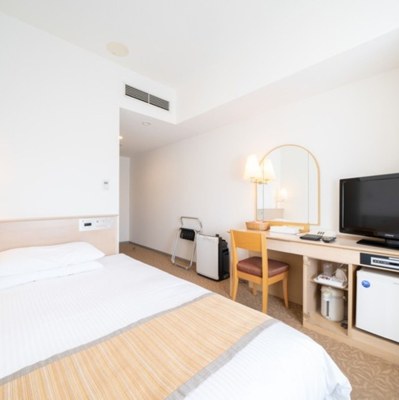 1 bedroom, desk, iron/ironing board, free WiFi