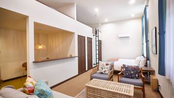 1 bedroom, desk, free WiFi, bed sheets