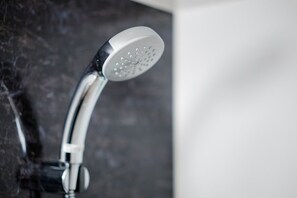 مجففات شعر، مناشف