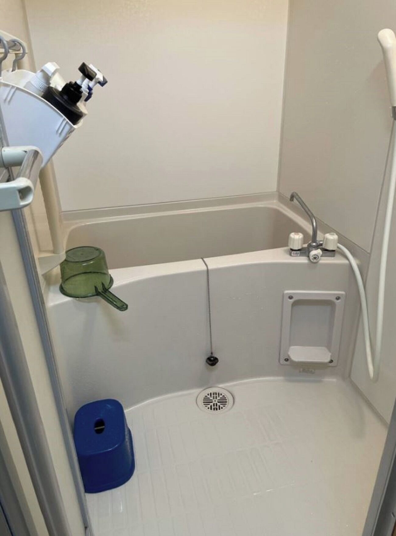 Hair dryer, towels