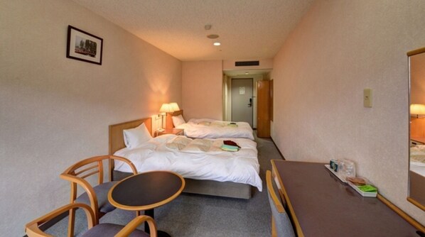 1 chambre, bureau, Wi-Fi gratuit, draps fournis