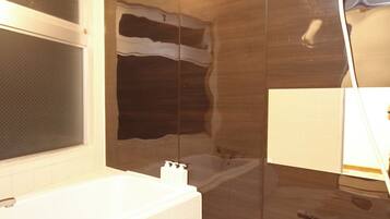 Hair dryer, towels