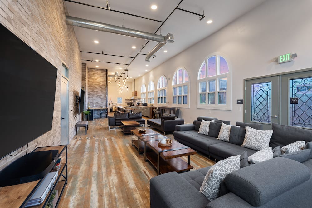 Good Life Vacation Rental Resort