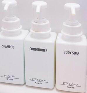 Hårføner og håndklær