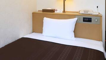 1 bedroom, desk, free WiFi, bed sheets