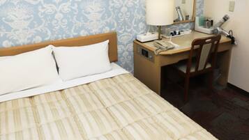 1 bedroom, desk, WiFi (free), bed sheets