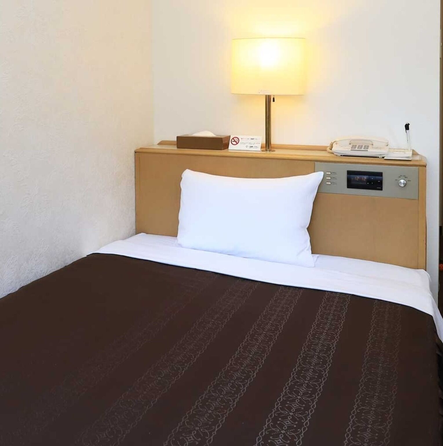 1 bedroom, desk, free WiFi, bed sheets