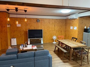 TV