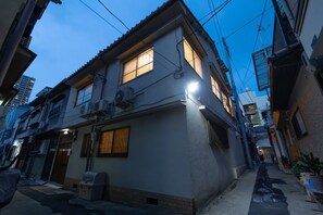 Exterior - Osaka Tanimachi 6chome Japanese style townhouse - Karakara / Osaka Ōsaka (Osaka)