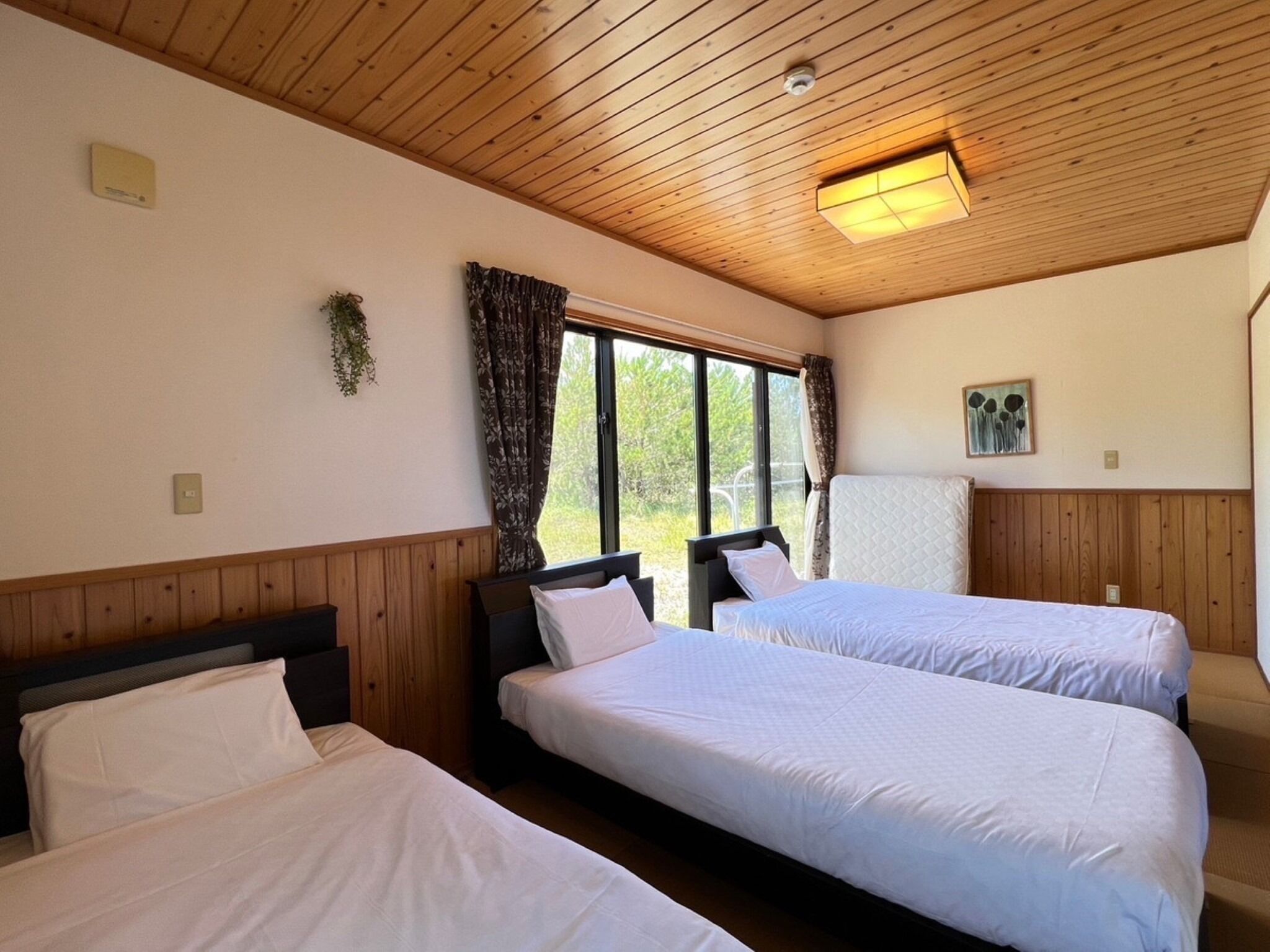 2 Schlafzimmer, Schreibtisch, Bügeleisen/Bügelbrett, kostenloses WLAN