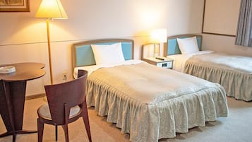 1 habitación, escritorio, tabla de planchar con plancha y wifi gratis